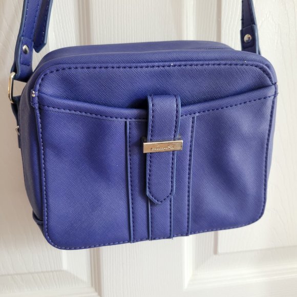 Mimosa Blue Crossbody Bag - Picture 2 of 3